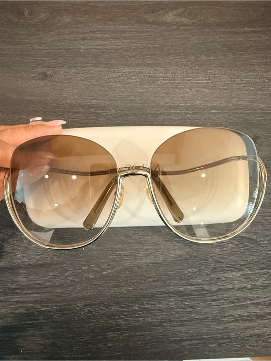 Accessories - Chloe milla Oversized Gradient Brown Sunglasses